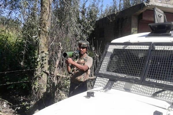 HM militant, army cop killed in Rafiabad encounter